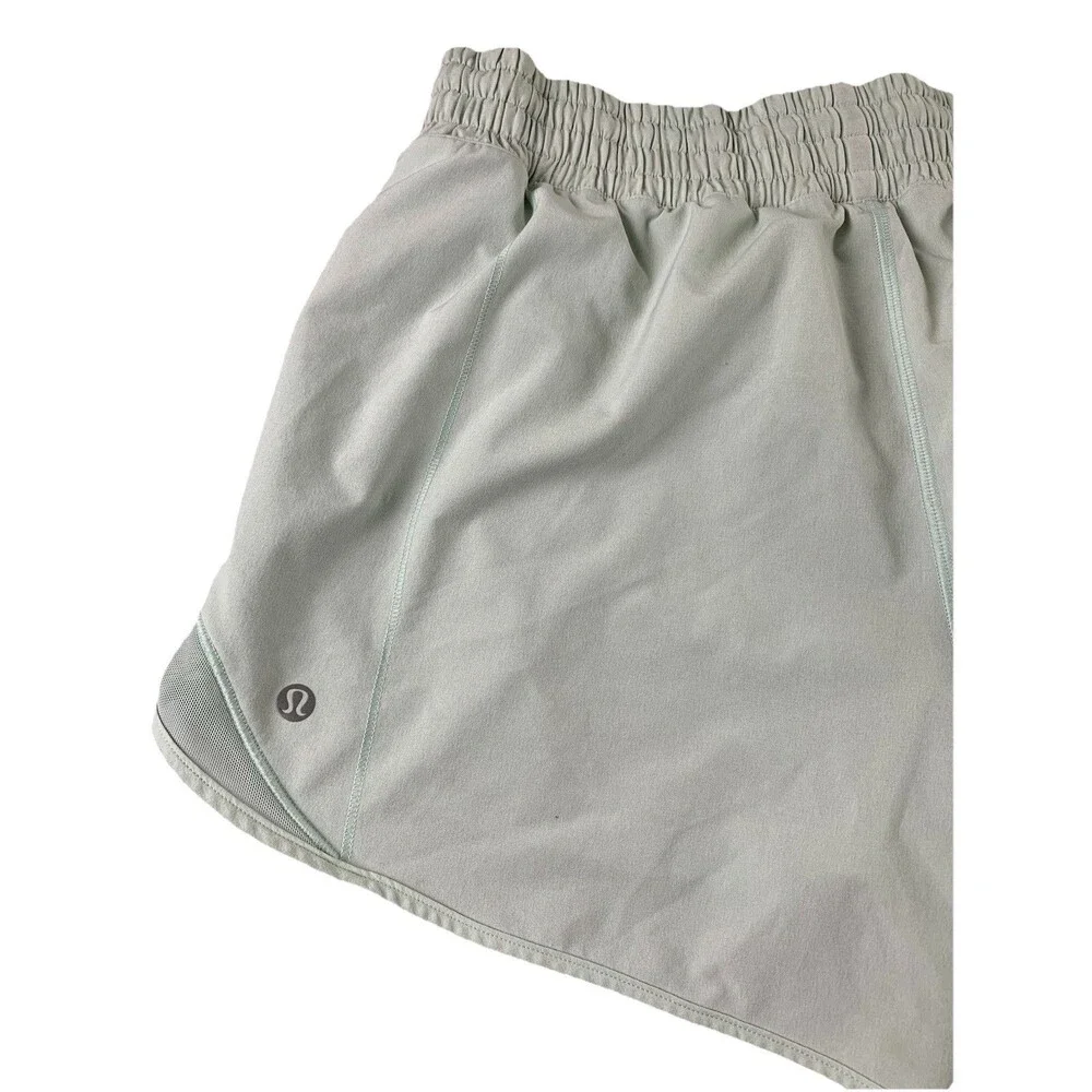 Lululemon Hotty Hot High-Rise Lined Short 4” inseam Size 10
